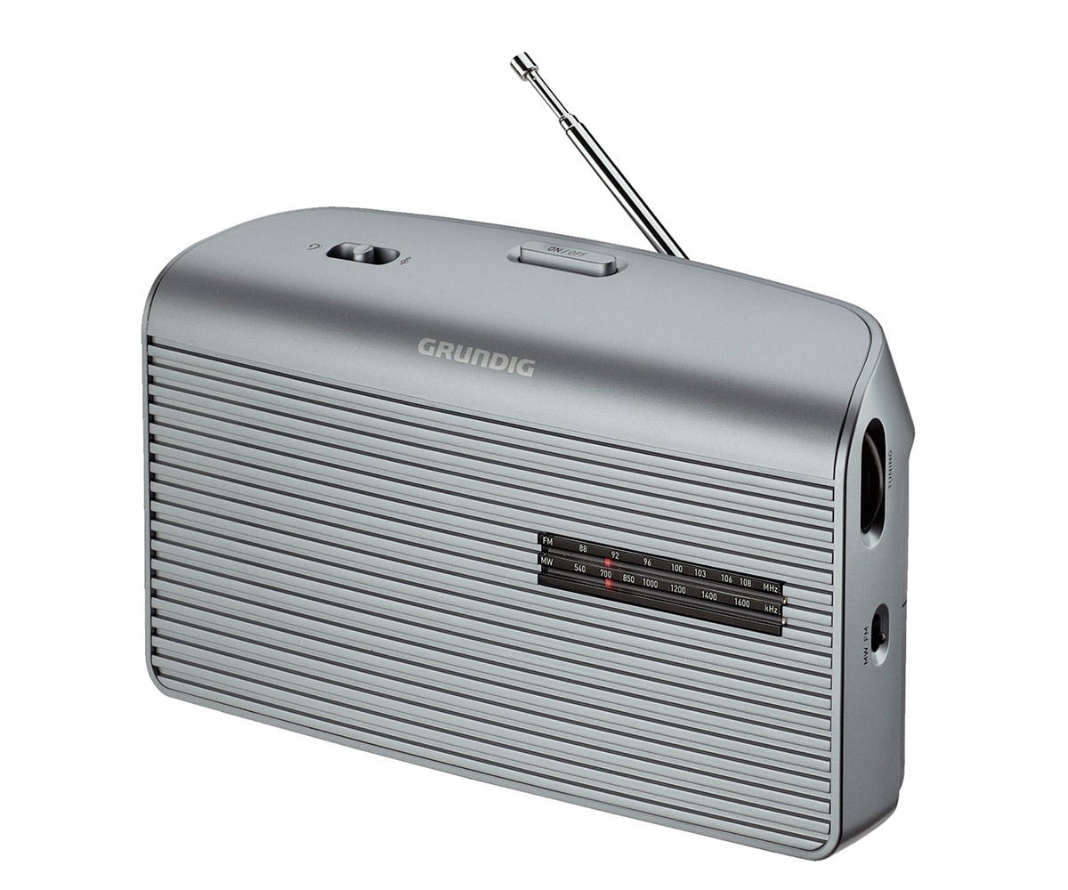 Grundig MINI-62 Radio Digital Plata